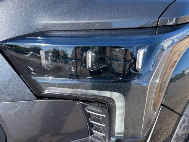 Used 2025 Toyota Sequoia TRD Pro AWD/4WD image 9