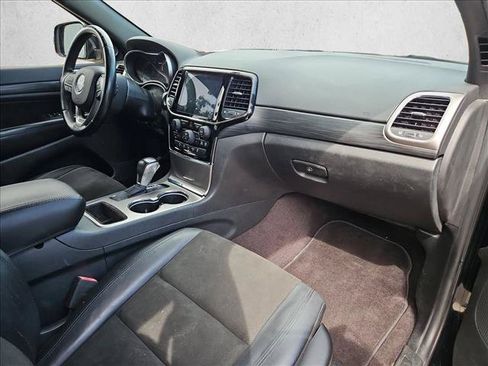 Used 2019 Jeep Grand Cherokee Altitude RWD image 21