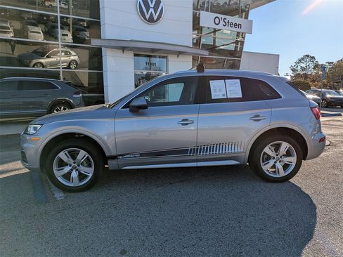 Used 2018 Audi Q5 2.0T Premium Plus w/ Premium Plus Package image 3