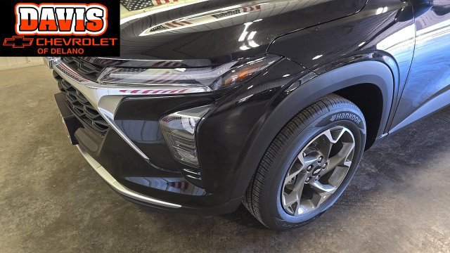 New 2026 Chevrolet Trax LT w/ LT Convenience Package FWD image 4