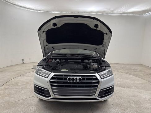 Used 2019 Audi Q5 2.0T Premium w/ Convenience Package image 17
