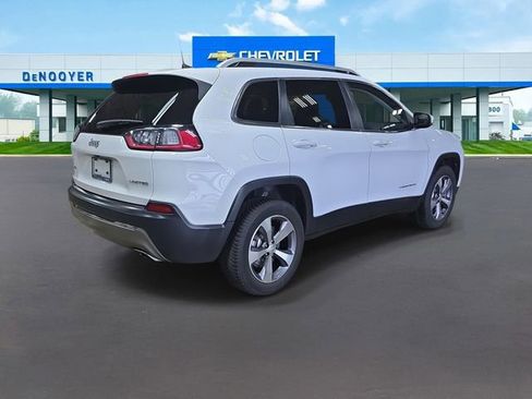 Used 2020 Jeep Cherokee Limited image 7