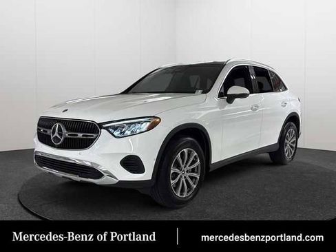Used 2026 Mercedes-Benz GLC 300 GLC 300 image 1
