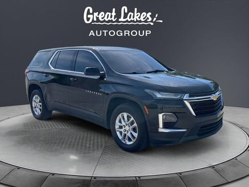 Used 2022 Chevrolet Traverse LS FWD image 7