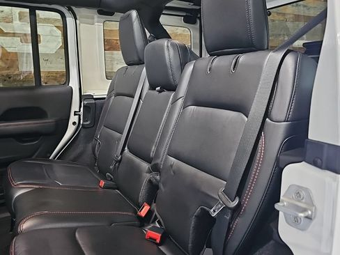 Used 2020 Jeep Wrangler Unlimited Rubicon AWD/4WD image 10