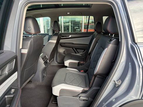 Certified 2025 Volkswagen Atlas Peak Edition SE image 14