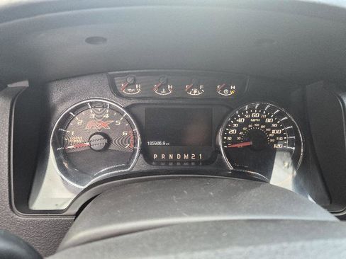 Used 2014 Ford F150 FX4 w/ Equipment Group 402A Luxury AWD/4WD image 15
