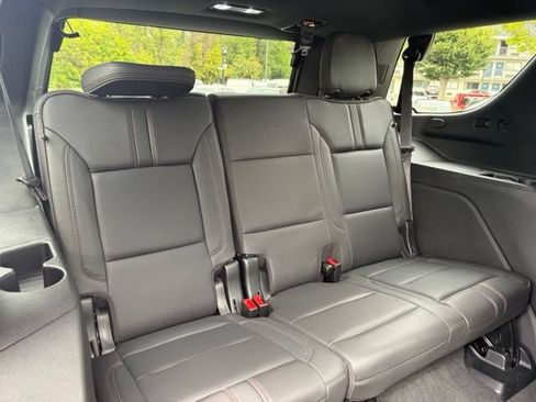 Used 2024 Chevrolet Tahoe RST w/ Luxury Package AWD/4WD image 34