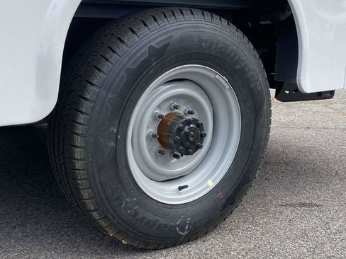 New 2026 Ford E-350 and Econoline 350 Super Duty w/ Power Equipment Group RWD image 9