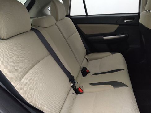 Used 2017 Subaru Crosstrek 2.0i Premium image 19