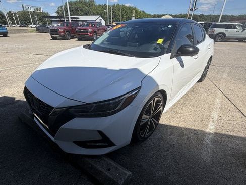 Used 2020 Nissan Sentra SV FWD image 1