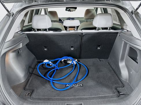 Used 2023 Hyundai Kona SE w/ Cargo Package image 26