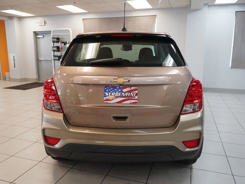 Used 2018 Chevrolet Trax LS w/ LPO, Protection Package FWD image 8