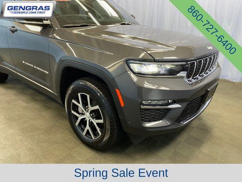Certified 2025 Jeep Grand Cherokee Limited w/ Luxury Tech Group II AWD/4WD image 47