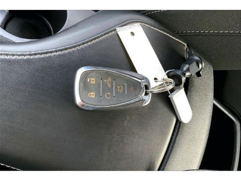 Used 2018 Chevrolet Camaro LT image 13