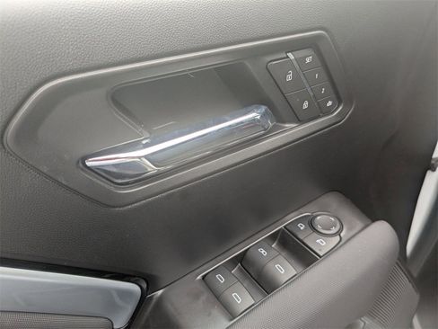 Certified 2025 Chevrolet Colorado Z71 w/ Z71 Convenience Package 2 image 13