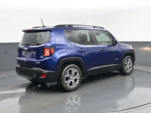 Used 2019 Jeep Renegade Latitude w/ Popular Equipment Group image 19