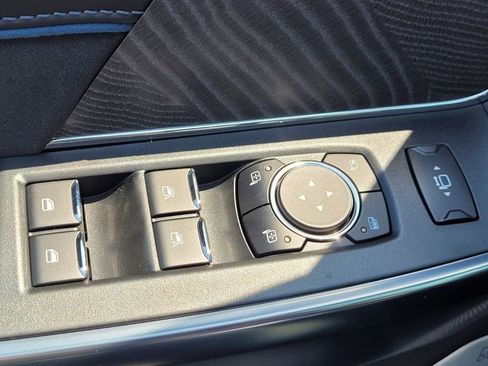 New 2025 Ford F250 Platinum image 14