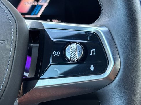 Certified 2024 BMW i7 xDrive60 w/ Premium Package AWD/4WD image 31