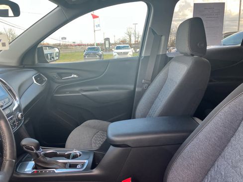 Used 2022 Chevrolet Equinox LT image 10