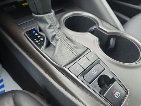 Used 2023 Toyota Camry XSE image 30