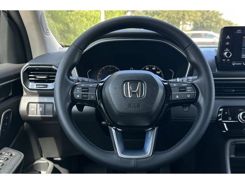 Used 2024 Honda Pilot Touring image 37
