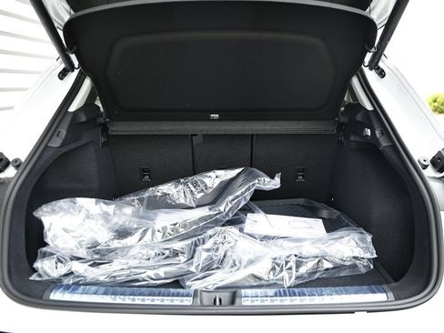 New 2026 Audi Q3 quattro 2.0T AWD/4WD image 31