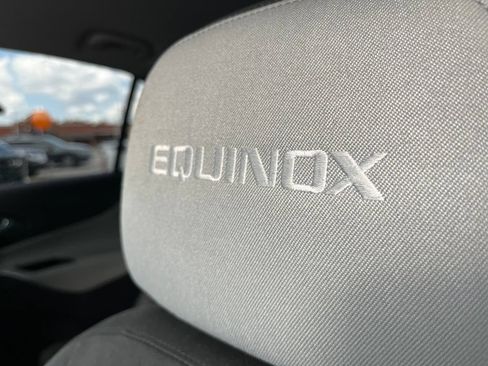 Used 2020 Chevrolet Equinox LS w/ LS Convenience Package FWD image 24