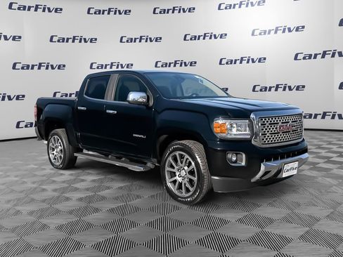 Used 2019 GMC Canyon Denali image 8