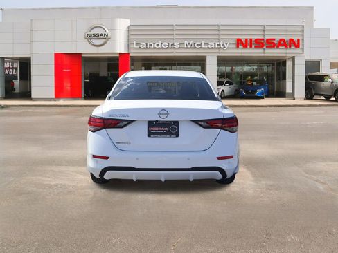 New 2025 Nissan Sentra S image 4