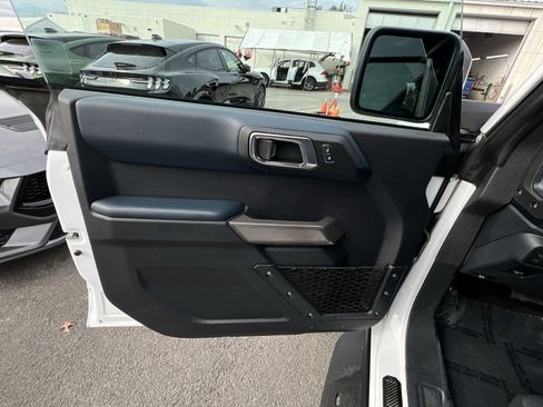 Used 2022 Ford Bronco Outer Banks image 15