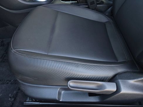 Used 2015 Volkswagen Beetle TDI FWD image 14