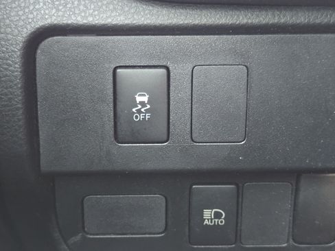Used 2023 Toyota Tacoma SR RWD image 19
