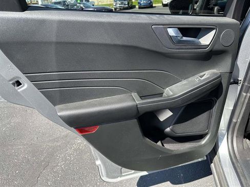 Used 2023 Ford Escape Active w/ Tech Pack #2 AWD/4WD image 11