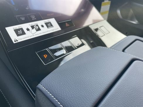 New 2026 INFINITI QX80 4WD w/ Sport Exterior Package image 24