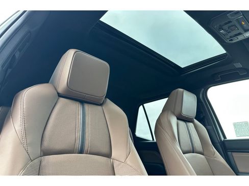 New 2026 Toyota 4Runner Limited image 18