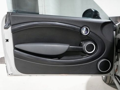 Used 2012 MINI Cooper Coupe S image 12