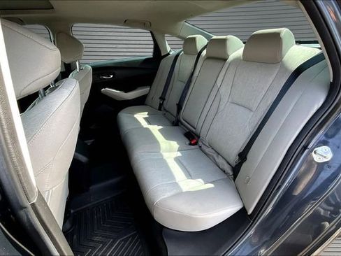 Used 2023 Honda Accord EX image 20