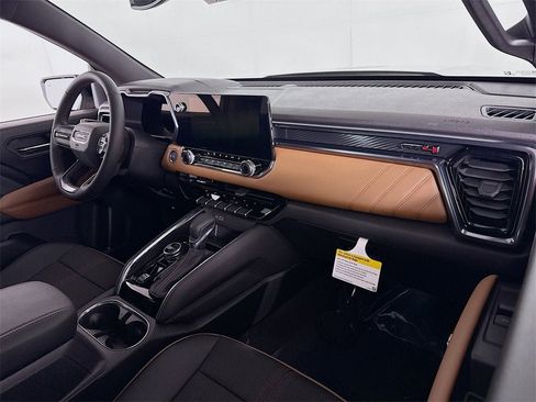 New 2026 GMC Canyon AT4 w/ Nightfall Essentials Package image 22