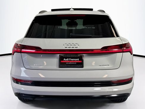 Used 2021 Audi e-tron Premium w/ Convenience Plus Package image 6