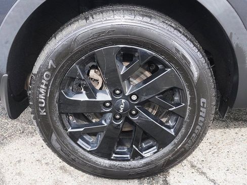 Used 2022 Kia Sorento S w/ Panoramic Sunroof Package image 23