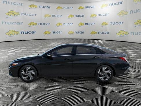New 2026 Hyundai Elantra Limited FWD image 3