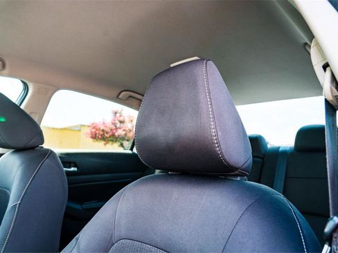 Used 2020 Nissan Altima 2.5 S FWD image 10