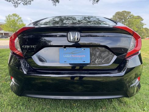 Used 2016 Honda Civic LX image 8