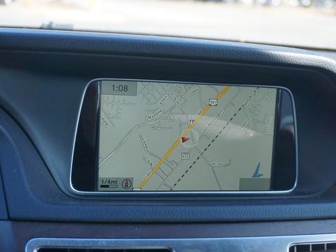 Used 2014 Mercedes-Benz E 350 Sedan image 15