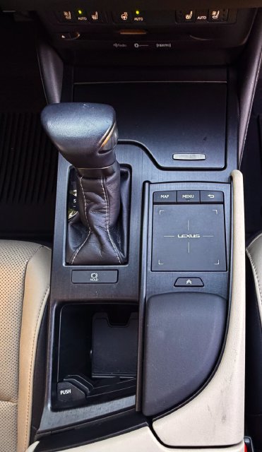 Certified 2021 Lexus ES 350 w/ Premium Package FWD image 30