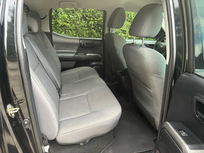 Used 2020 Toyota Tacoma SR5 RWD image 27