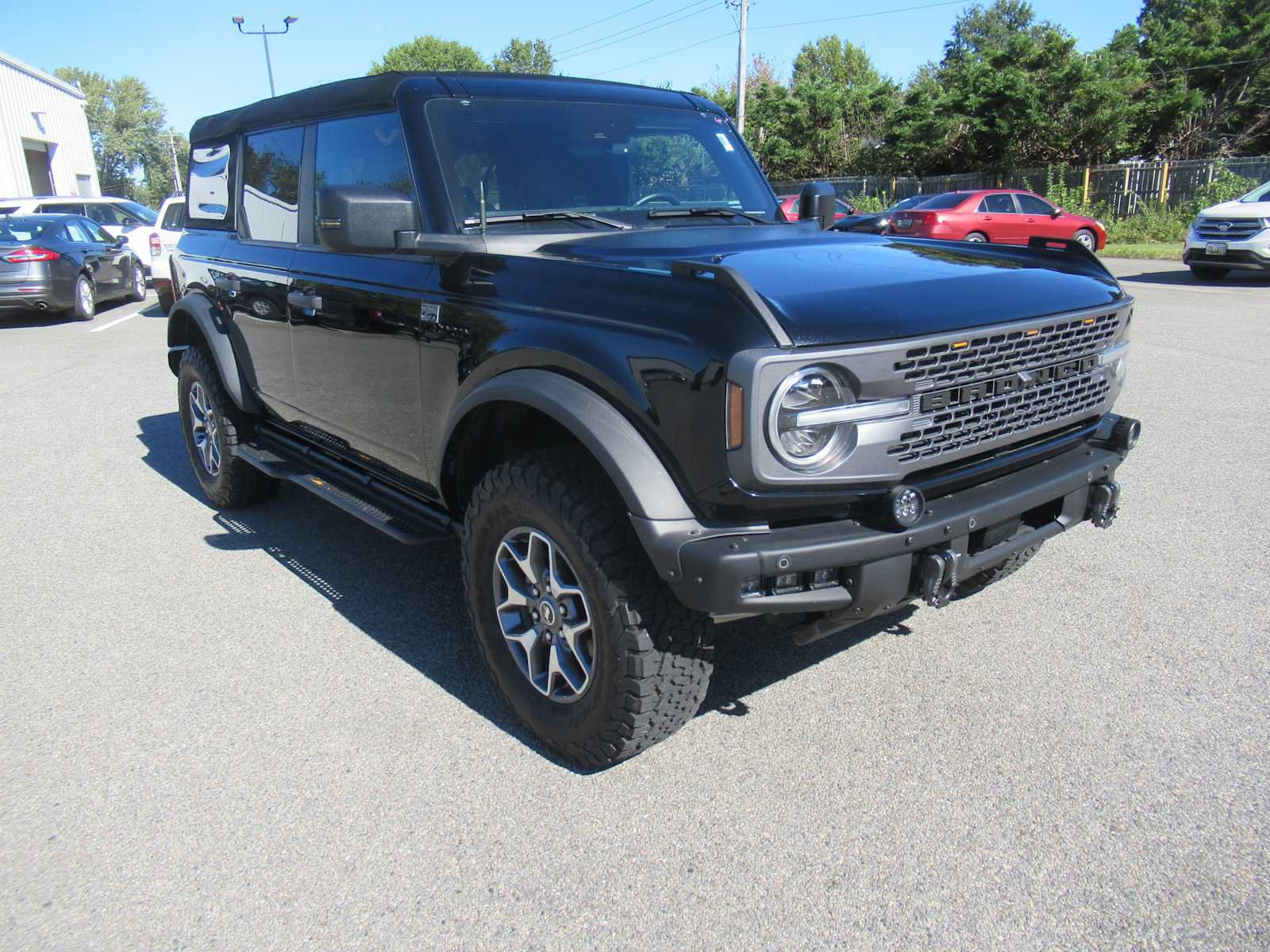 Used 2024 Ford Bronco Badlands AWD/4WD image 3