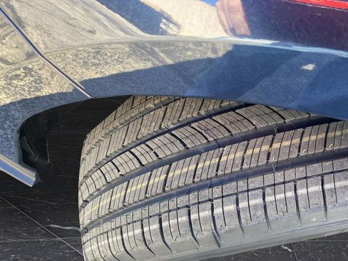 Used 2024 Honda Accord EX image 32