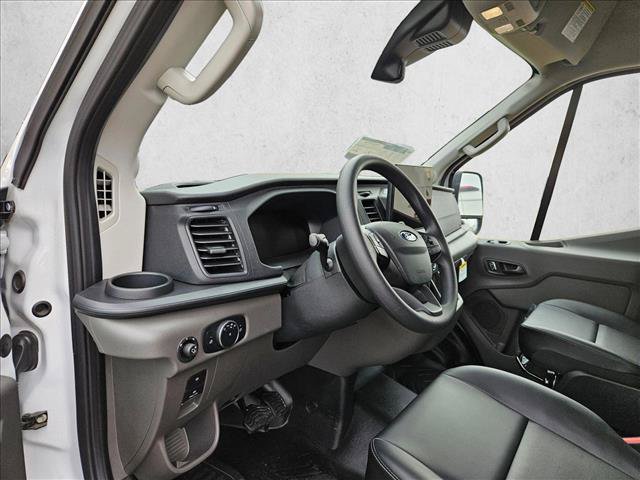 New 2026 Ford Transit 250 148 Medium Roof RWD image 3